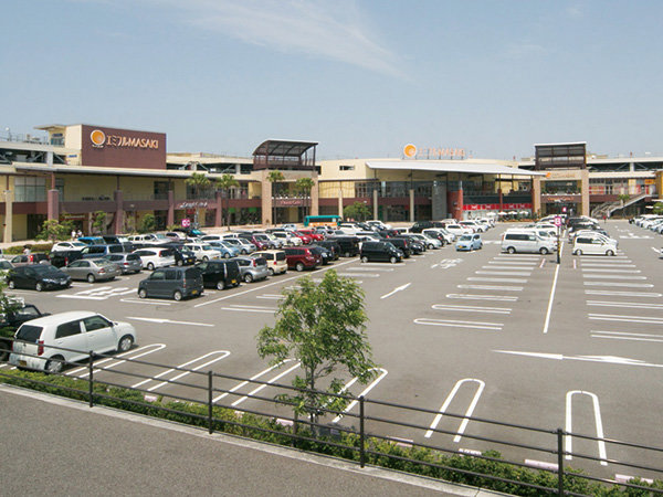 店舗外観画像：エミフルMASAKI