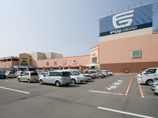 店舗外観画像：フジグラン石井