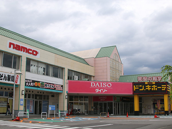 店舗外観画像：パルティ・フジ西条玉津