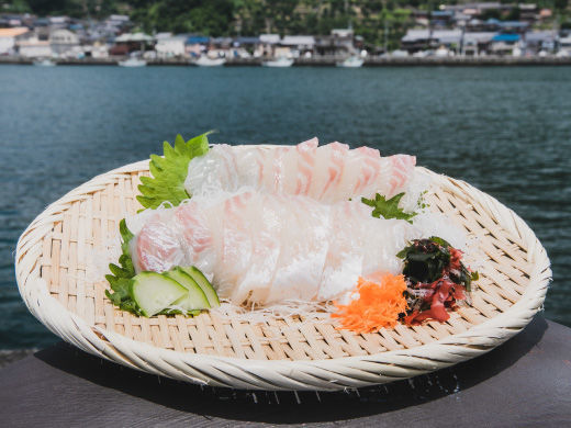 愛媛県産養殖真鯛「愛の瀬真鯛」。美味しさの秘訣を大解剖！
