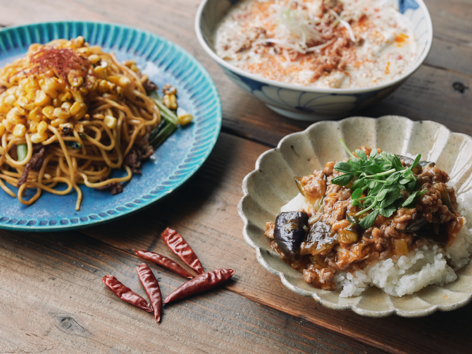 夏を乗り切るピリ辛スタミナ料理