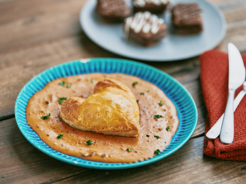 バレンタインは簡単なのに、もてなし感あるレシピで!