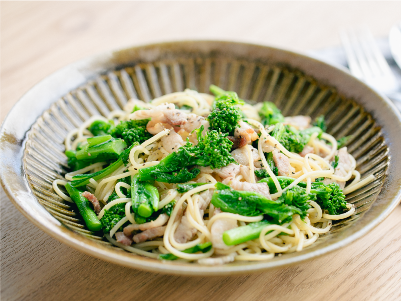 苦味が旨味を引き出す「菜の花と豚バラのパスタ」