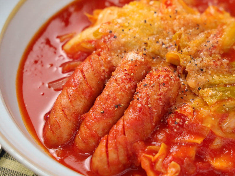 イメージ画像 ウィンナーとキャベツのトマト蒸し
