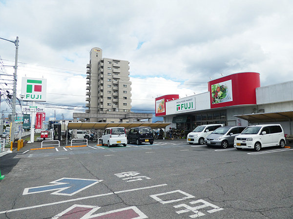 店舗外観画像 フジ高岡店