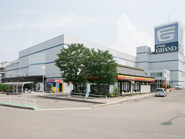 店舗外観画像 フジグラン新居浜（店舗建て替えのため閉店）